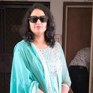 Meet your Posher, Asha